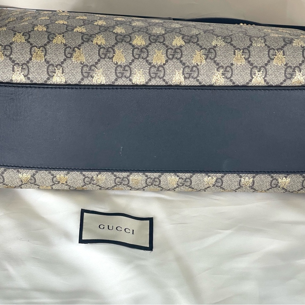 Gucci padlock chain- Gold Bee collection- Handbag and wallet set - Picture 12 of 17